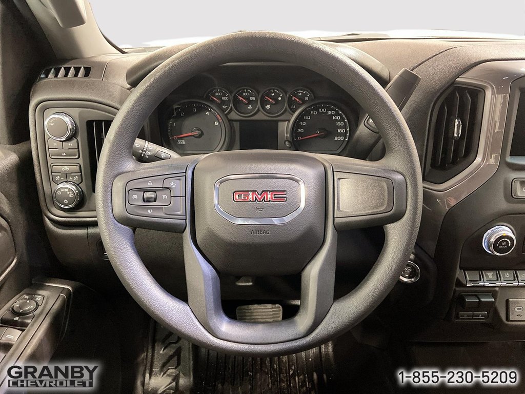2024 GMC SIERRA 2500 4RM DOUBLE CAB PRO in Granby, Quebec - 12 - w1024h768px