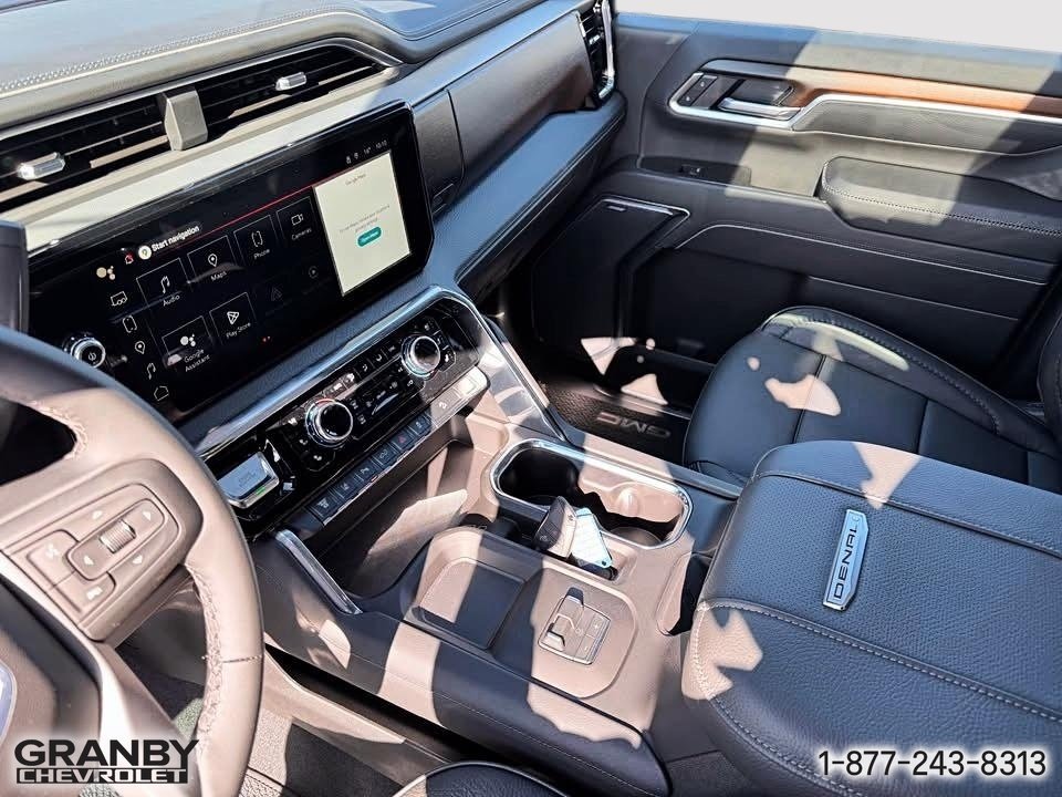 2026 GMC Sierra 2500 HD in Granby, Quebec - 10 - w1024h768px