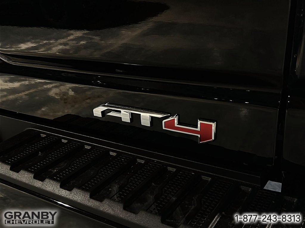 GMC Sierra 2500 HD  2026 à Granby, Québec - 18 - w1024h768px