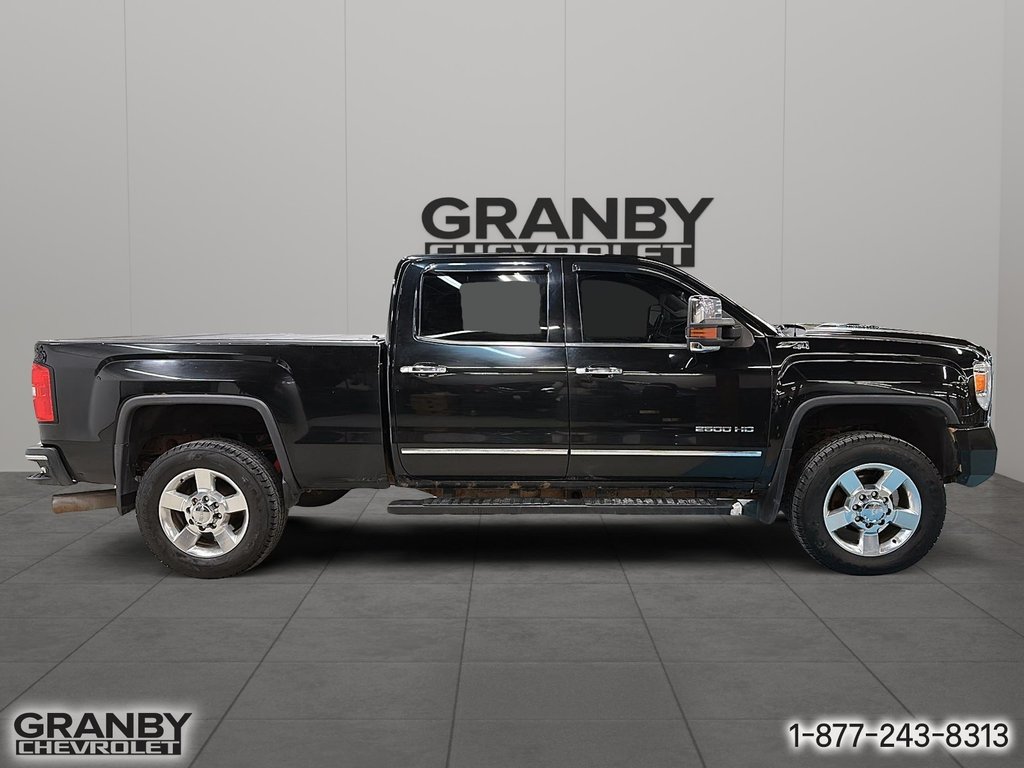 GMC Sierra 2500HD SLT crewcab diesel boite 6.6 uree delete chipe 2016 à Granby, Québec - 4 - w1024h768px