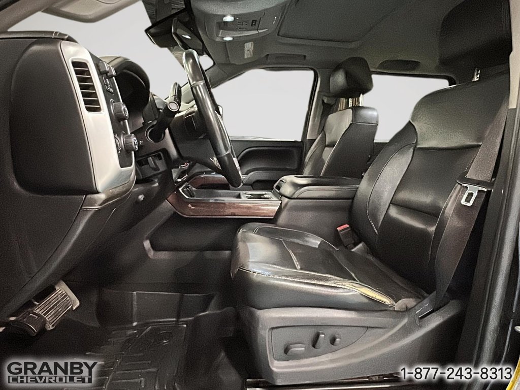 GMC Sierra 2500HD SLT crewcab diesel boite 6.6 uree delete chipe 2016 à Granby, Québec - 11 - w1024h768px