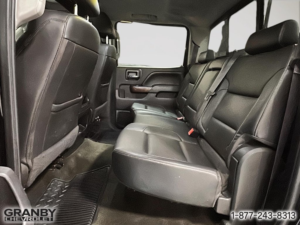 GMC Sierra 2500HD SLT crewcab diesel boite 6.6 uree delete chipe 2016 à Granby, Québec - 12 - w1024h768px