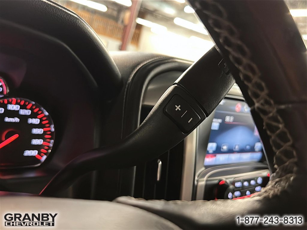 2016 GMC Sierra 2500HD SLE CREWCAB DIESEL in Granby, Quebec - 19 - w1024h768px