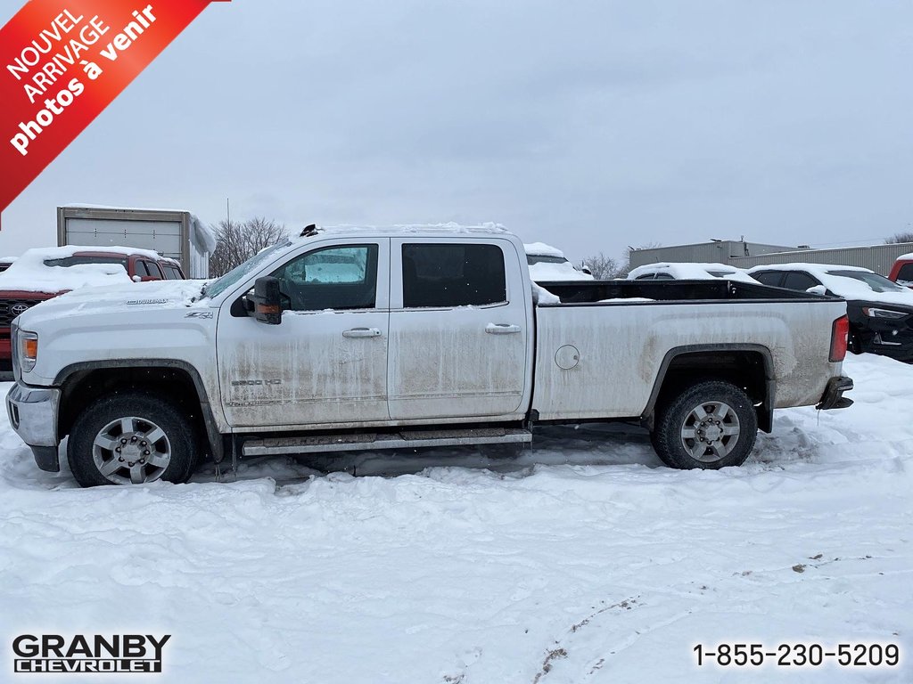 2018 GMC Sierra 2500HD SLE CREWCAB BOITE 8 PIED DIESEL in Granby, Quebec - 1 - w1024h768px