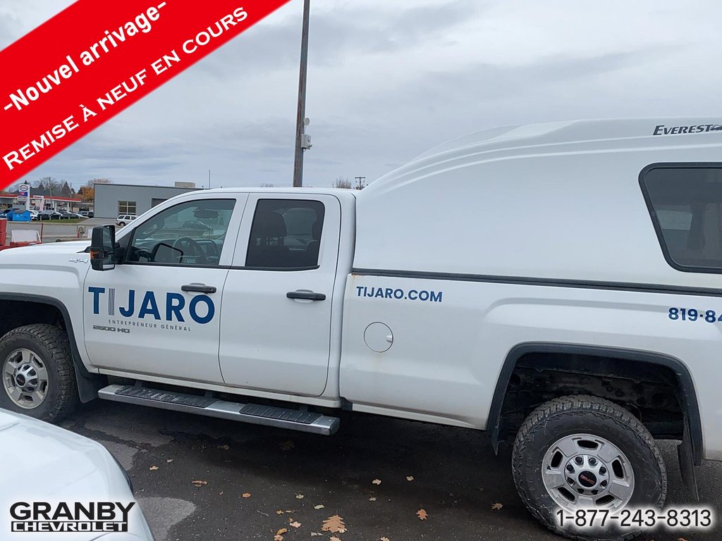 GMC Sierra 2500HD cab double moteur essence 6.0l 2018 à Granby, Québec - 8 - w1024h768px