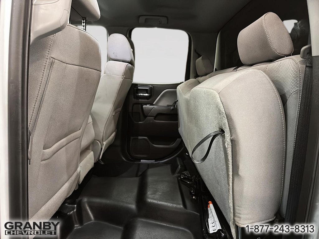 GMC Sierra 2500HD  2018 à Granby, Québec - 13 - w1024h768px