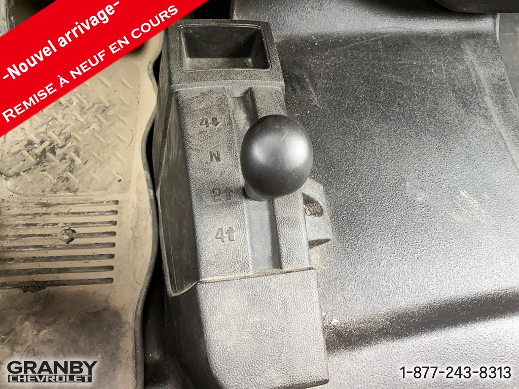 GMC Sierra 2500HD cab double moteur essence 6.0l 2018 à Granby, Québec - 12 - w1024h768px