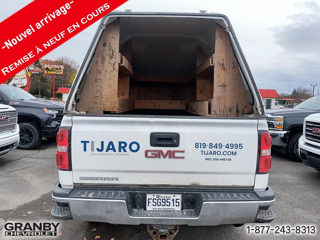 GMC Sierra 2500HD cab double moteur essence 6.0l 2018 à Granby, Québec - 6 - w1024h768px