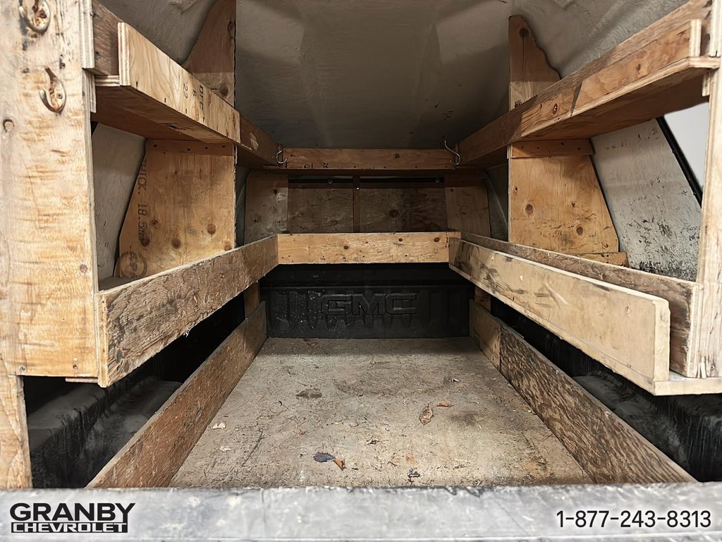 GMC Sierra 2500HD  2018 à Granby, Québec - 10 - w1024h768px