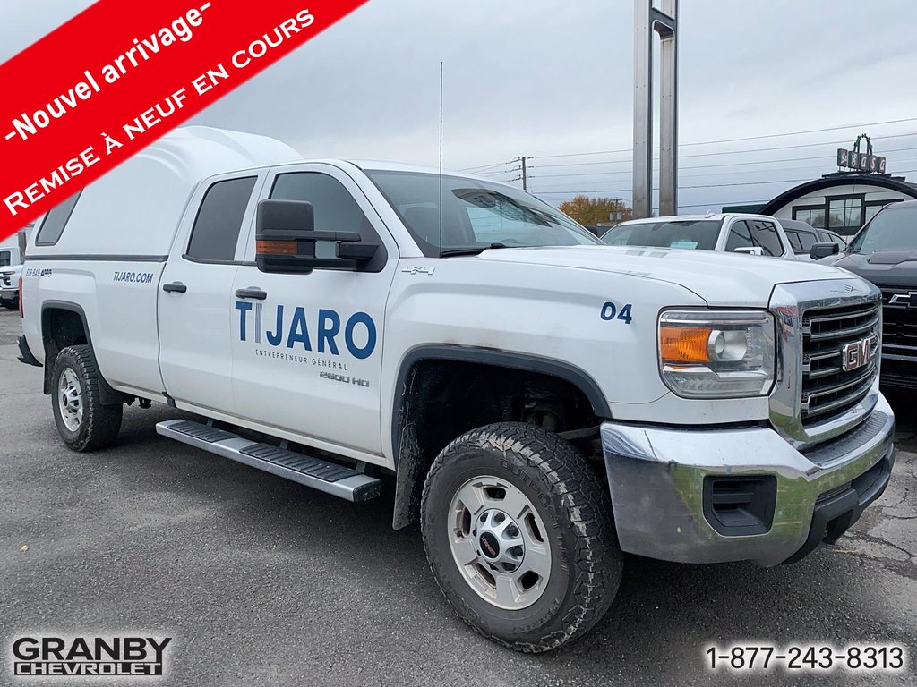 GMC Sierra 2500HD cab double moteur essence 6.0l 2018 à Granby, Québec - 3 - w1024h768px