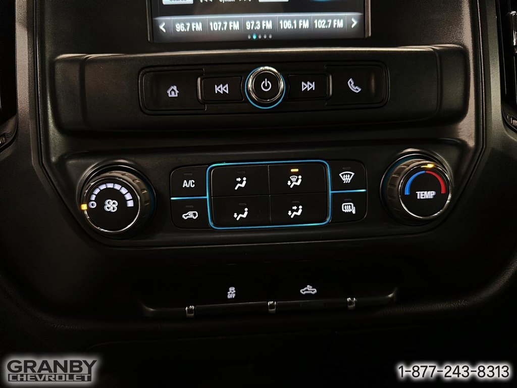 GMC Sierra 2500HD  2018 à Granby, Québec - 18 - w1024h768px