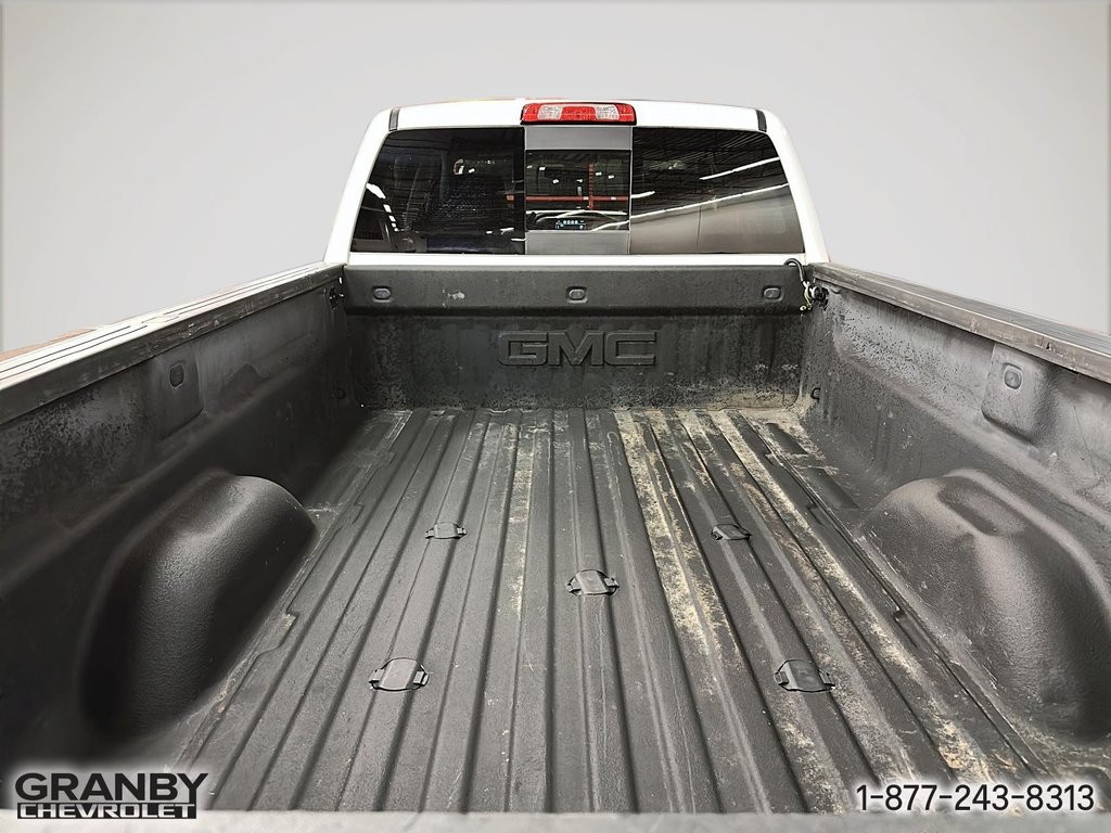 2019 GMC Sierra 2500HD SLT crewcab boite longue in Granby, Quebec - 10 - w1024h768px