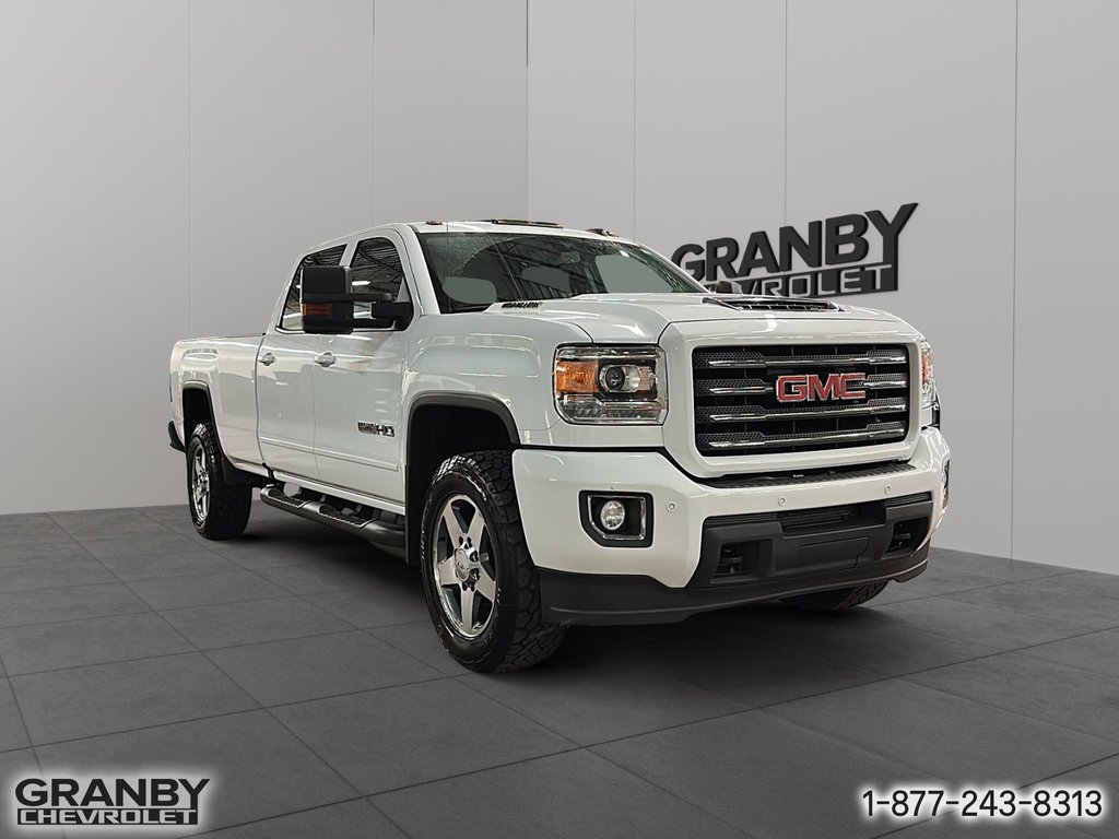2019 GMC Sierra 2500HD SLT crewcab boite longue in Granby, Quebec - 3 - w1024h768px