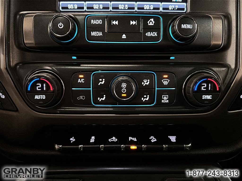 2019 GMC Sierra 2500HD SLT crewcab boite longue in Granby, Quebec - 18 - w1024h768px