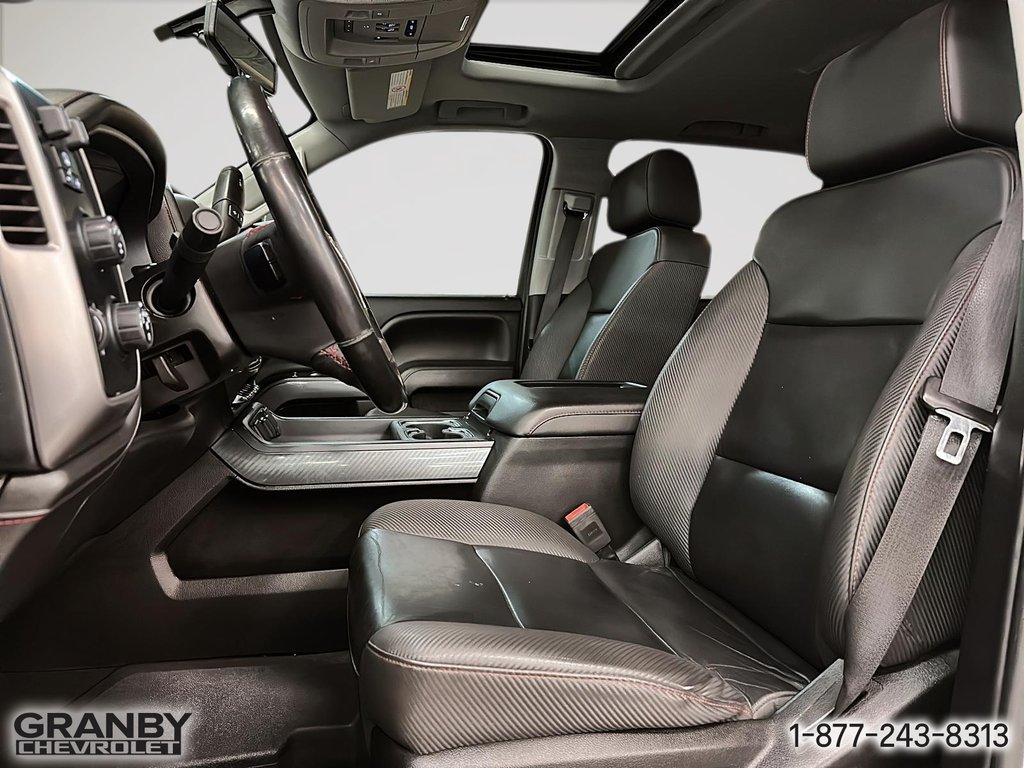 2019 GMC Sierra 2500HD SLT crewcab boite longue in Granby, Quebec - 12 - w1024h768px