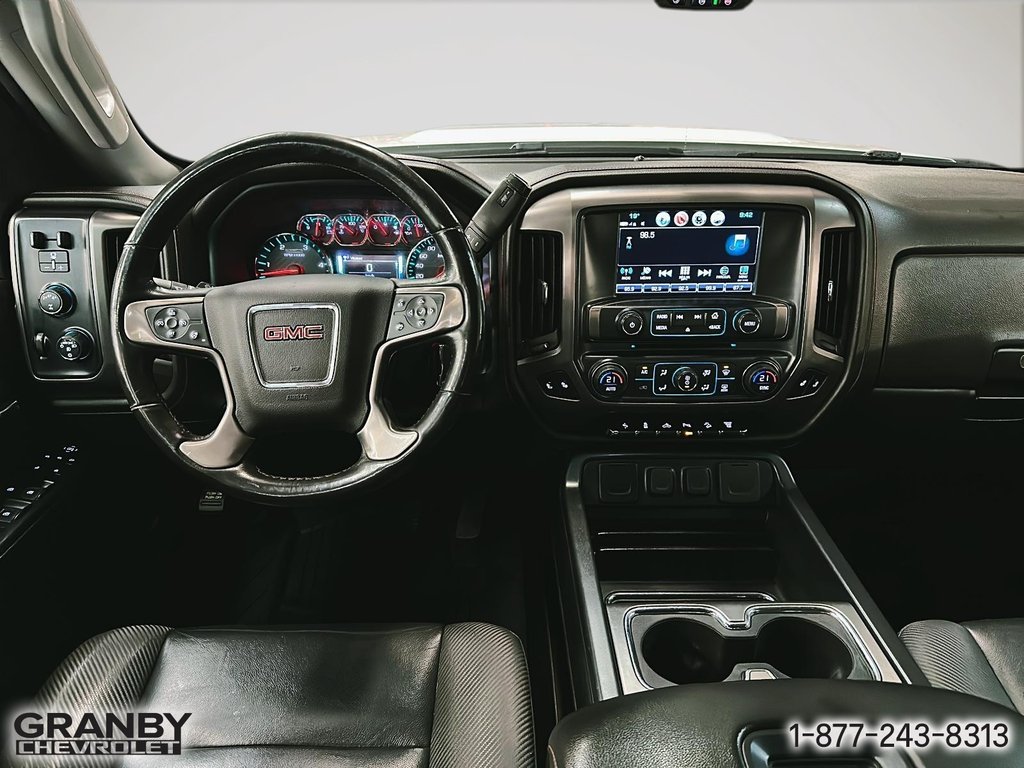 2019 GMC Sierra 2500HD SLT crewcab boite longue in Granby, Quebec - 14 - w1024h768px