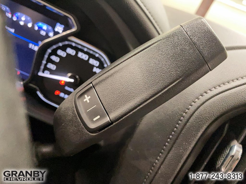 2022 GMC Sierra 2500HD Denali CREWCAB BOITE 6.6 MOTEUR ESSENCE in Granby, Quebec - 19 - w1024h768px