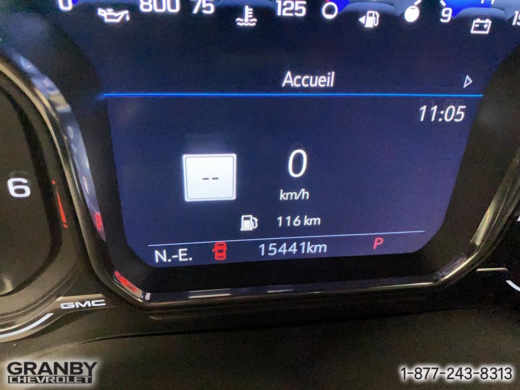 2022 GMC Sierra 2500HD Denali CREWCAB BOITE 6.6 MOTEUR ESSENCE in Granby, Quebec - 17 - w1024h768px