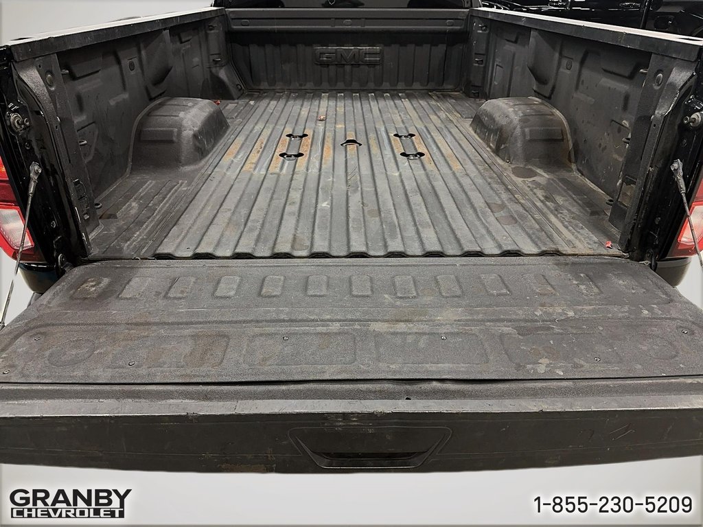 GMC Sierra 2500HD  2023 à Granby, Québec - 18 - w1024h768px