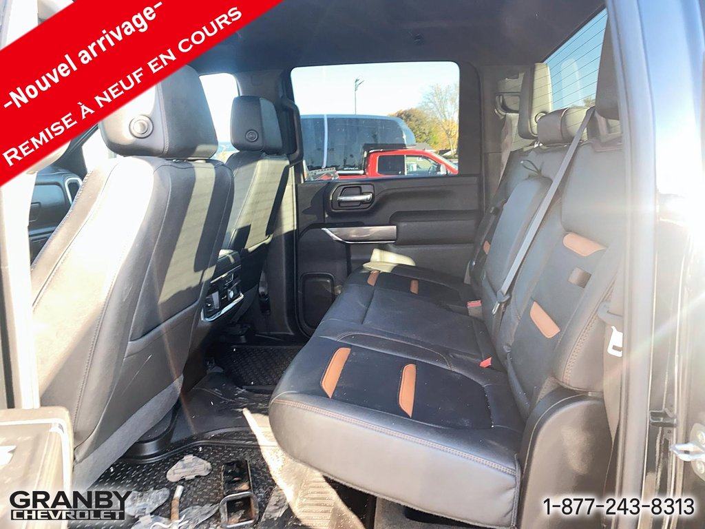 GMC Sierra 2500HD  2023 à Granby, Québec - 9 - w1024h768px
