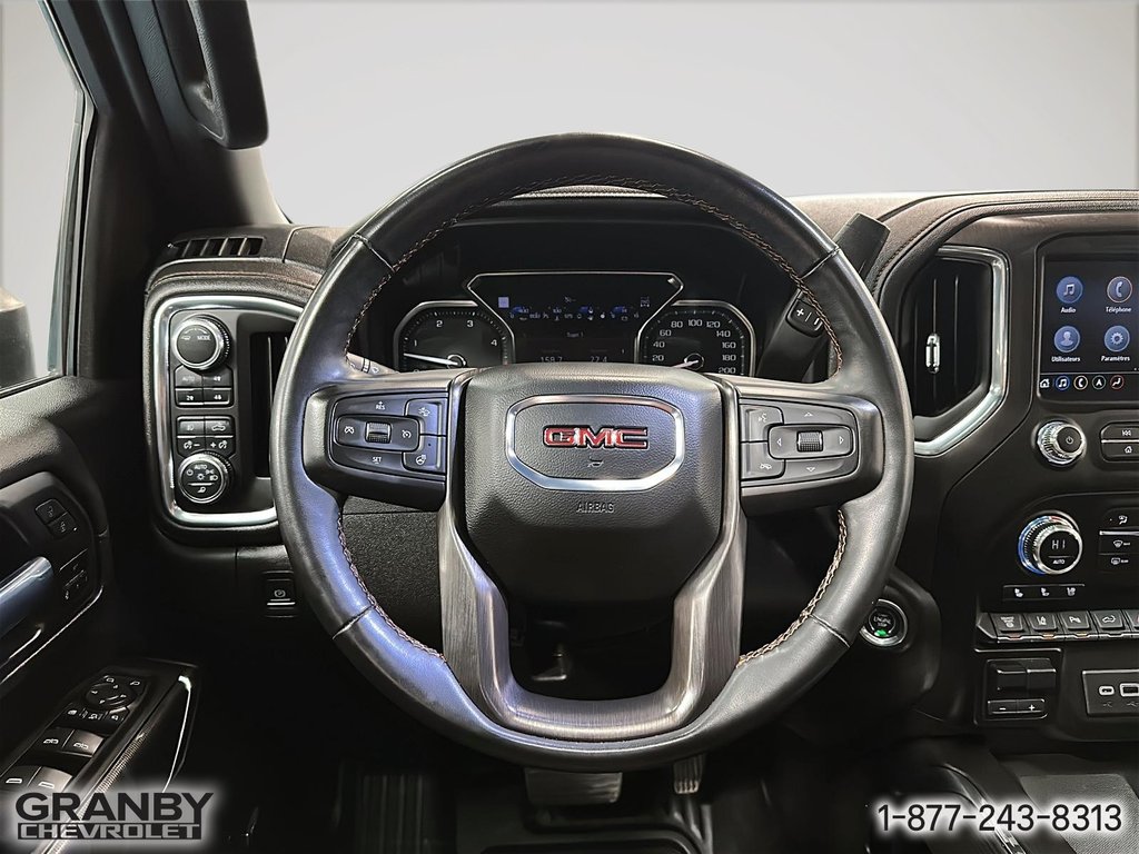 2023 GMC Sierra 2500HD in Granby, Quebec - 16 - w1024h768px
