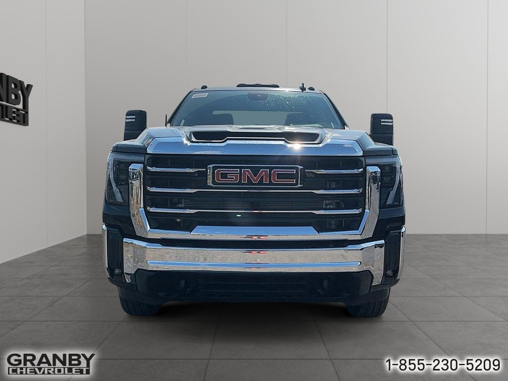 GMC Sierra 3500 HD  2025 à Granby, Québec - 2 - w1024h768px