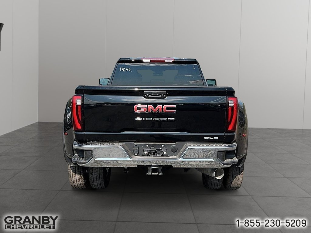 GMC Sierra 3500 HD  2025 à Granby, Québec - 3 - w1024h768px