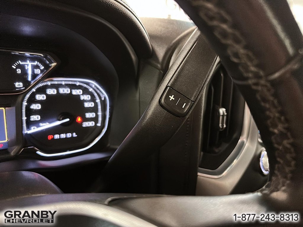2023 GMC Sierra 3500HD in Granby, Quebec - 18 - w1024h768px