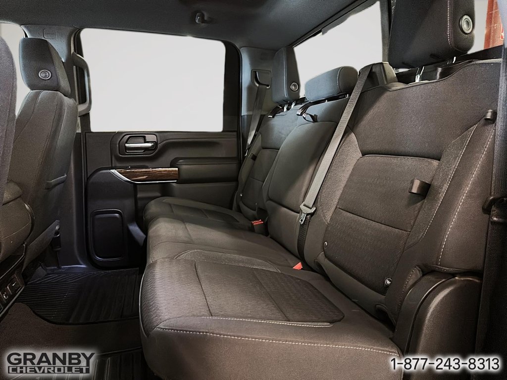 2023 GMC Sierra 3500HD in Granby, Quebec - 12 - w1024h768px