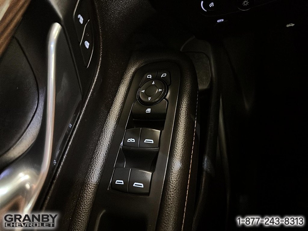 GMC Terrain SLE AWD 2018 à Granby, Québec - 15 - w1024h768px