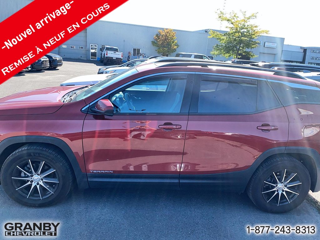 2018 GMC Terrain SLE AWD in Granby, Quebec - 2 - w1024h768px