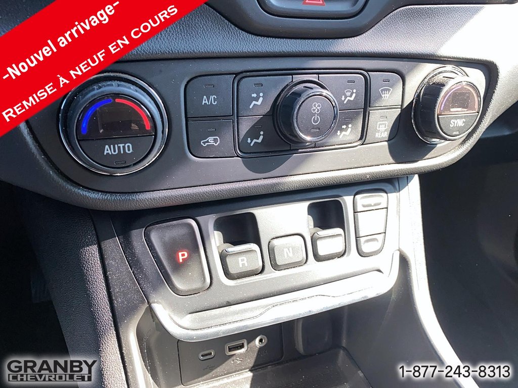 2018 GMC Terrain SLE AWD in Granby, Quebec - 11 - w1024h768px