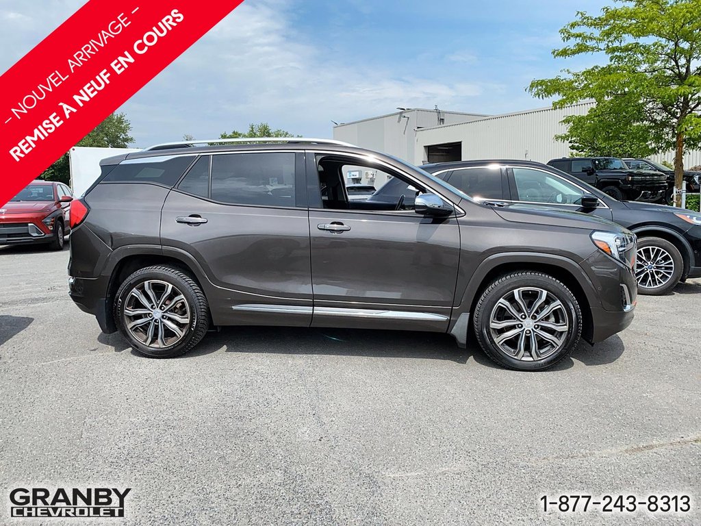 2019 GMC Terrain Denali awd moteur 2.0L in Granby, Quebec - 4 - w1024h768px