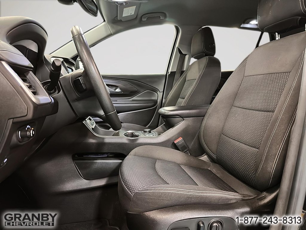 2022 GMC Terrain SLE traction avant in Granby, Quebec - 11 - w1024h768px