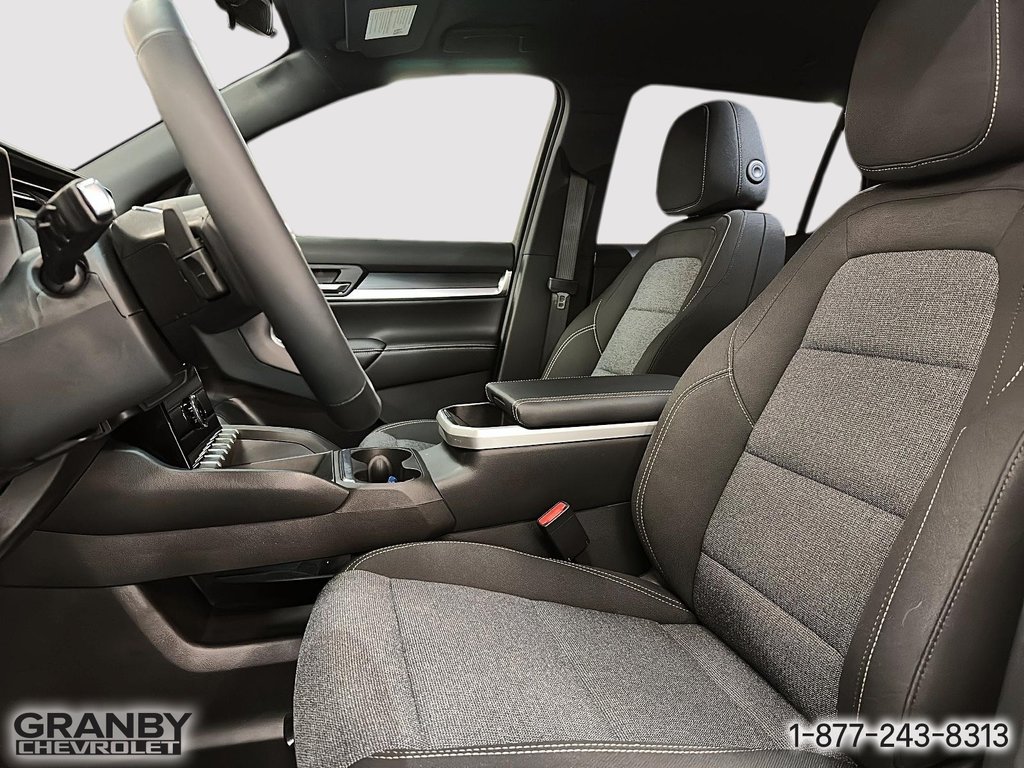 2025 GMC Terrain in Granby, Quebec - 11 - w1024h768px