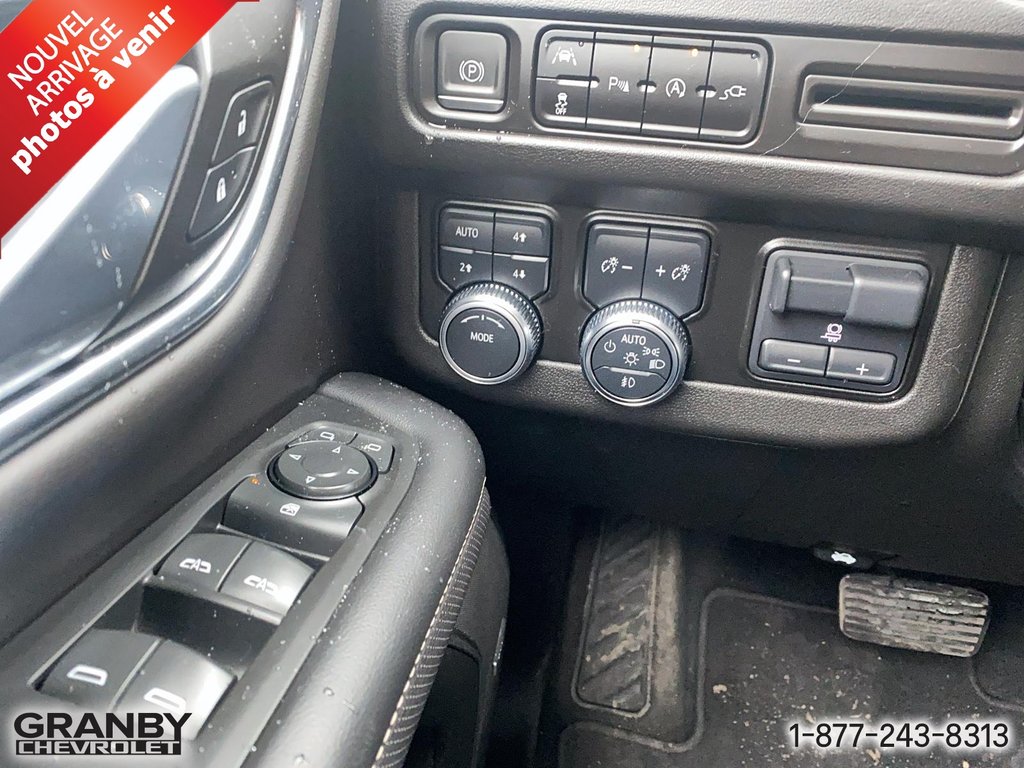 2022 GMC Yukon SLT in Granby, Quebec - 11 - w1024h768px