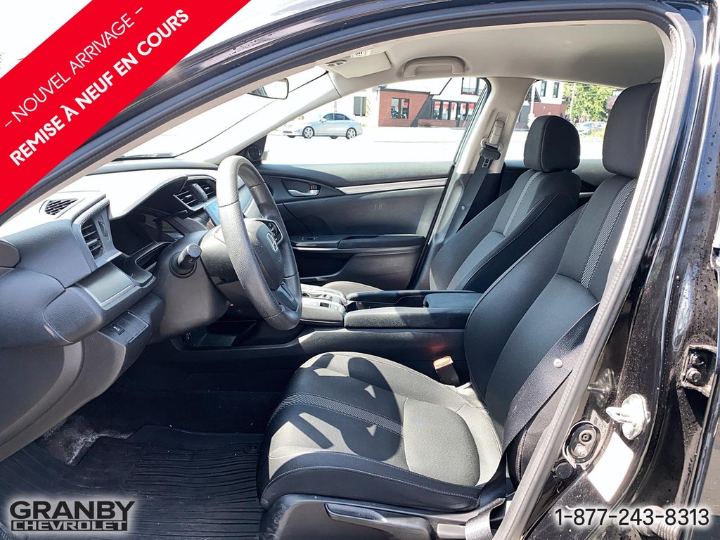 Honda Civic Sedan  2016 à Granby, Québec - 10 - w1024h768px