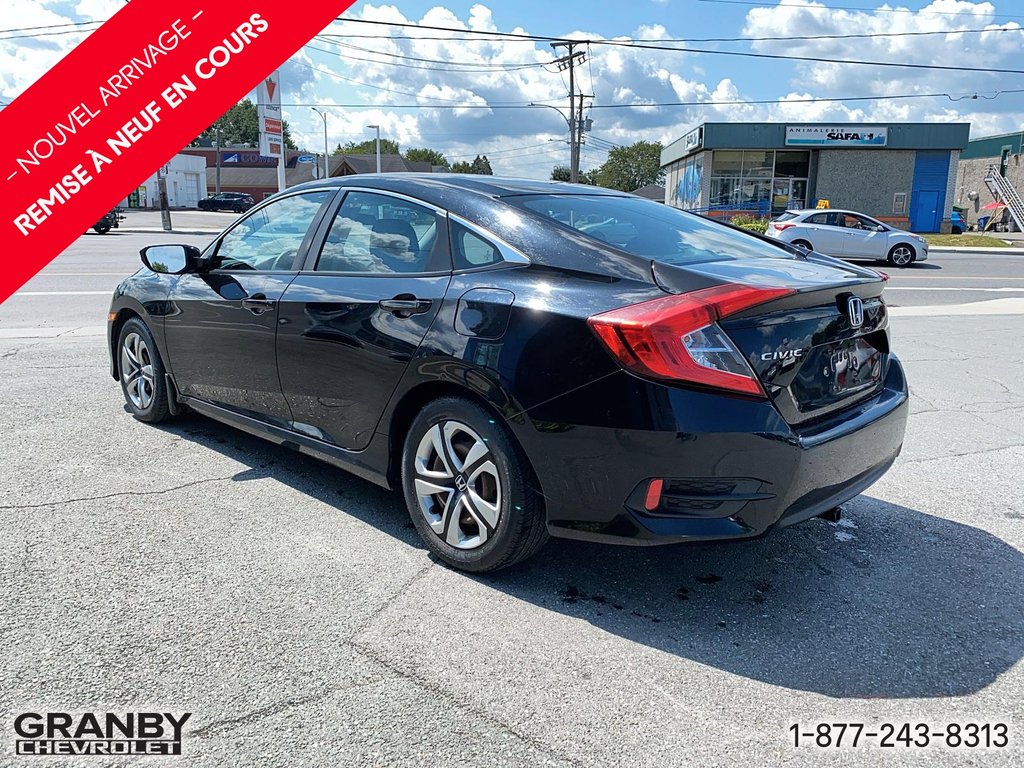 Honda Civic Sedan  2016 à Granby, Québec - 6 - w1024h768px
