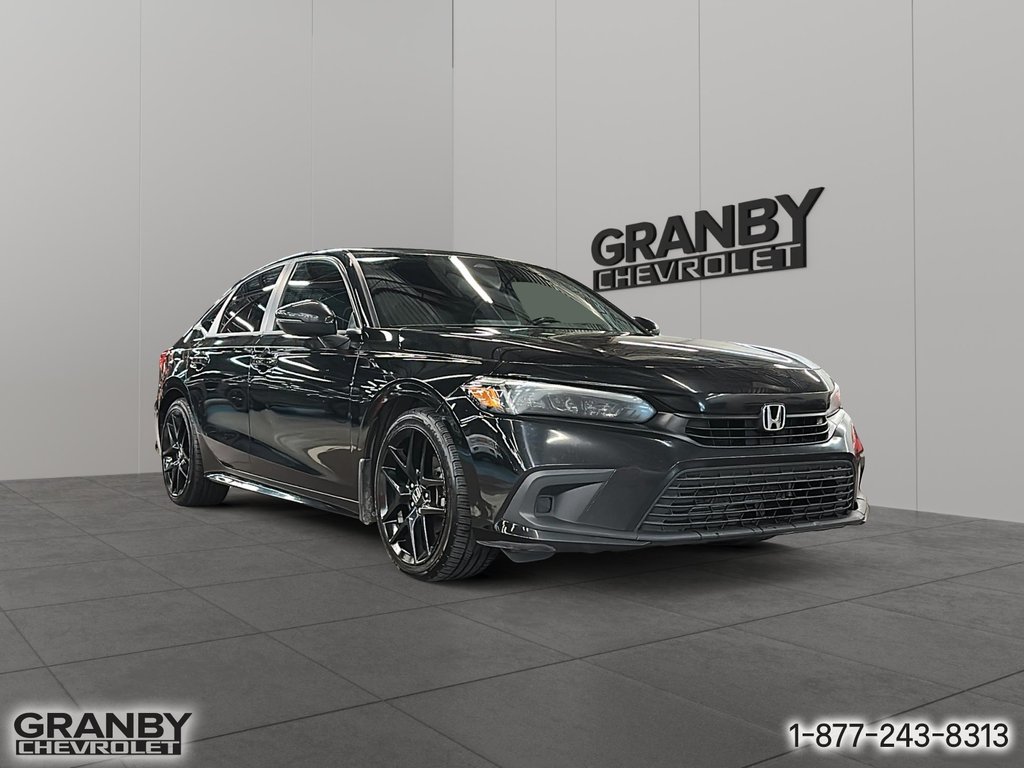 2023 Honda Civic Sedan in Granby, Quebec - 3 - w1024h768px