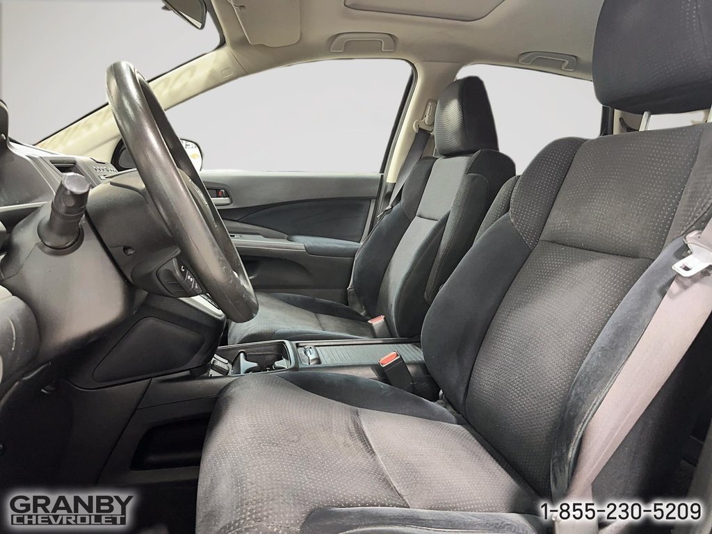 2012 Honda CR-V in Granby, Quebec - 8 - w1024h768px