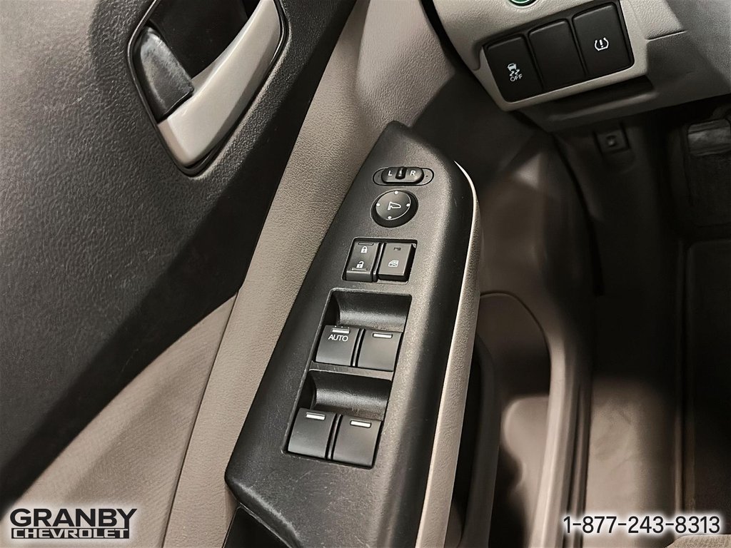 Honda CR-V LX 2014 à Granby, Québec - 14 - w1024h768px
