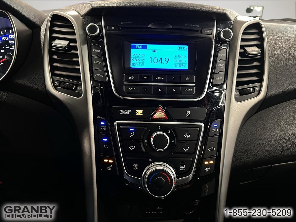 2013 Hyundai Elantra GT in Granby, Quebec - 17 - w1024h768px