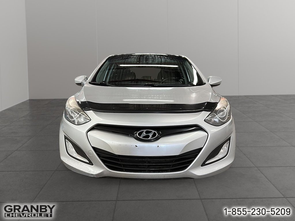 2013 Hyundai Elantra GT in Granby, Quebec - 2 - w1024h768px