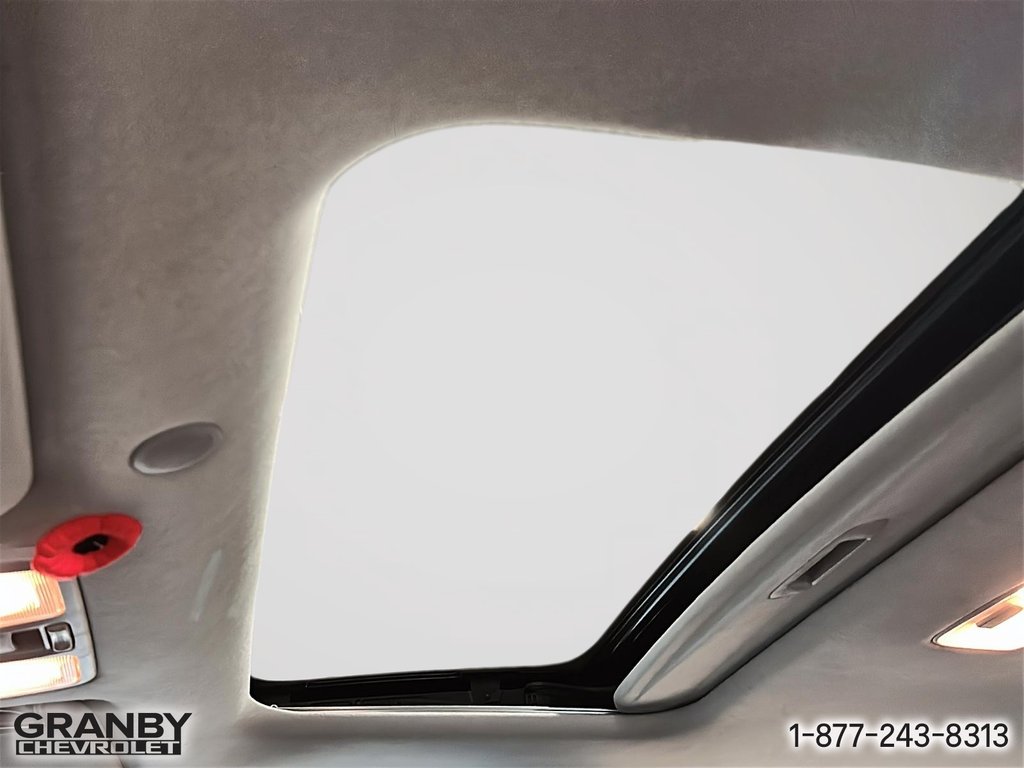 2015 Hyundai Elantra GLS in Granby, Quebec - 22 - w1024h768px