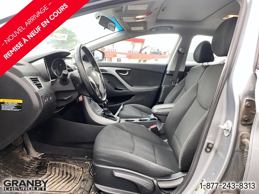 Hyundai Elantra GLS 2015 à Granby, Québec - 5 - w1024h768px