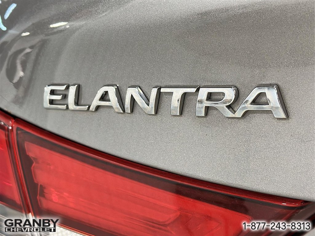 2015 Hyundai Elantra GLS in Granby, Quebec - 20 - w1024h768px