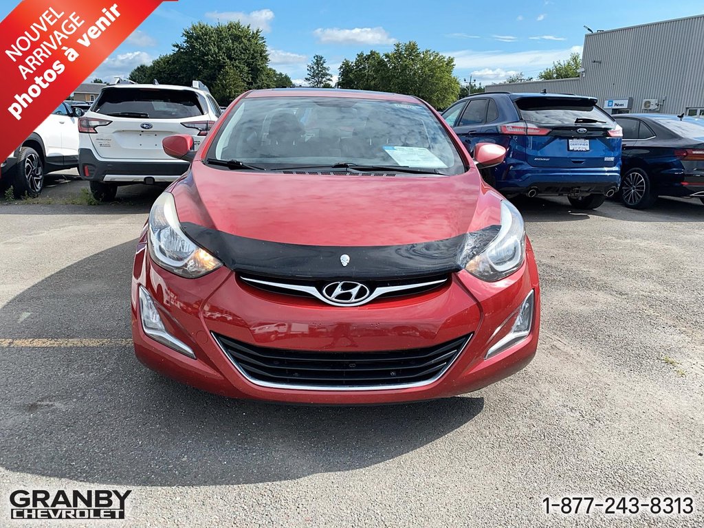 2016 Hyundai Elantra in Granby, Quebec - 2 - w1024h768px