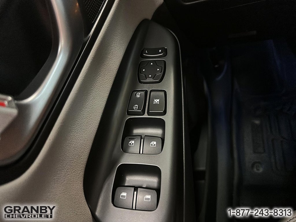 Hyundai KONA ELECTRIC Ultimate 2022 à Granby, Québec - 13 - w1024h768px