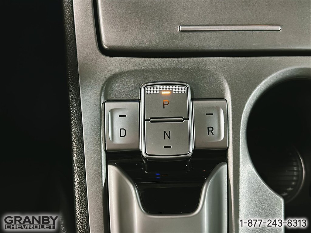 2023 Hyundai KONA ELECTRIC in Granby, Quebec - 18 - w1024h768px