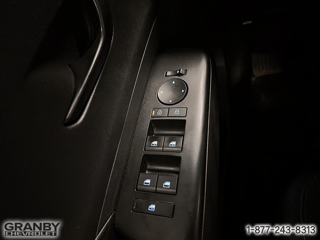 2024 Hyundai KONA ELECTRIC in Granby, Quebec - 14 - w1024h768px